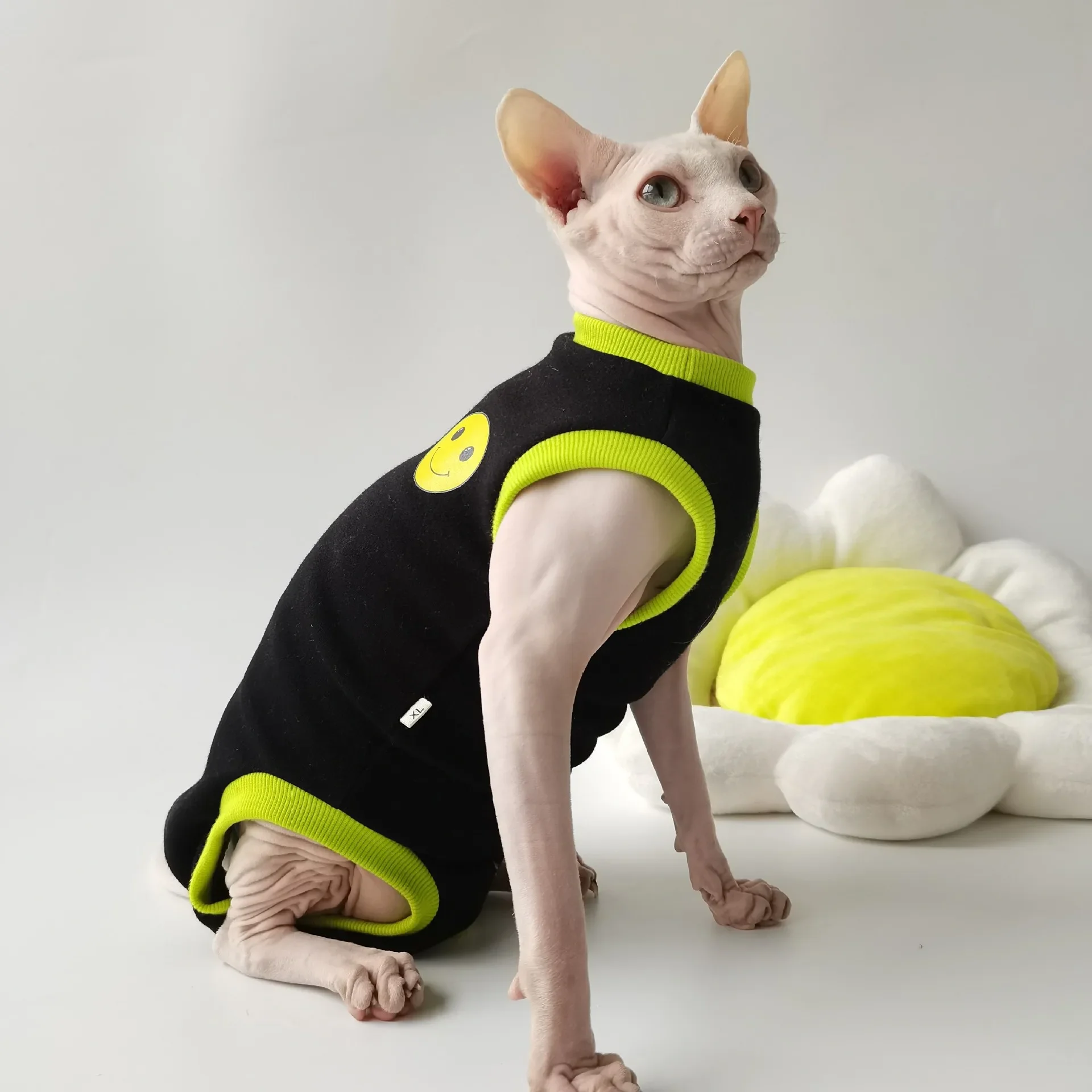 

Full Coverage Belly Protection, Sleeveless and Plush Four Legged Jacket, Sphinx Hairless Cat, German Clothing, Warm and Cute