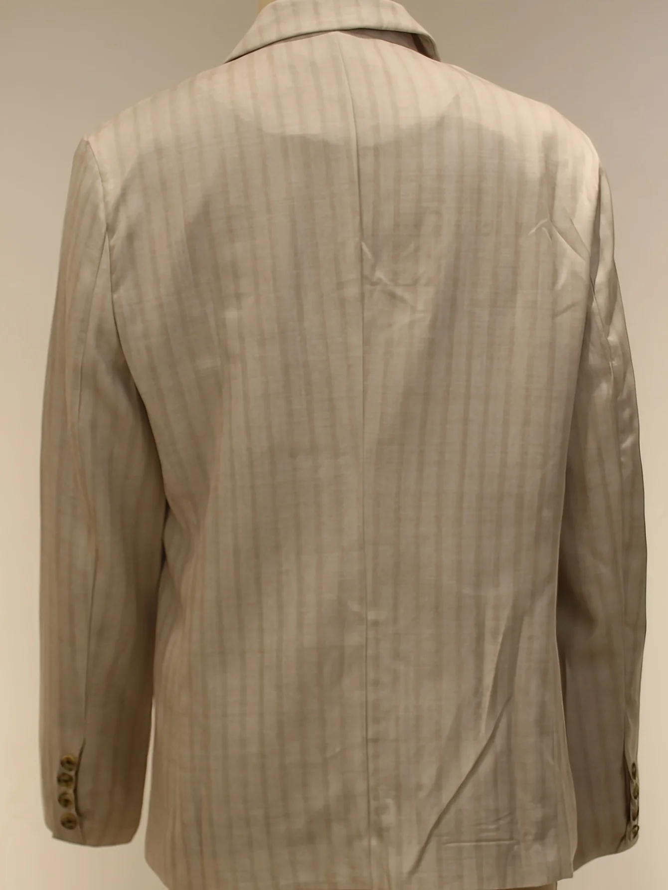 Mens Blazer Jacket Men's Lightweight Business Suit Jacket Single-Breasted Blazer with Notch Lapel and Button Detail Men Clothing