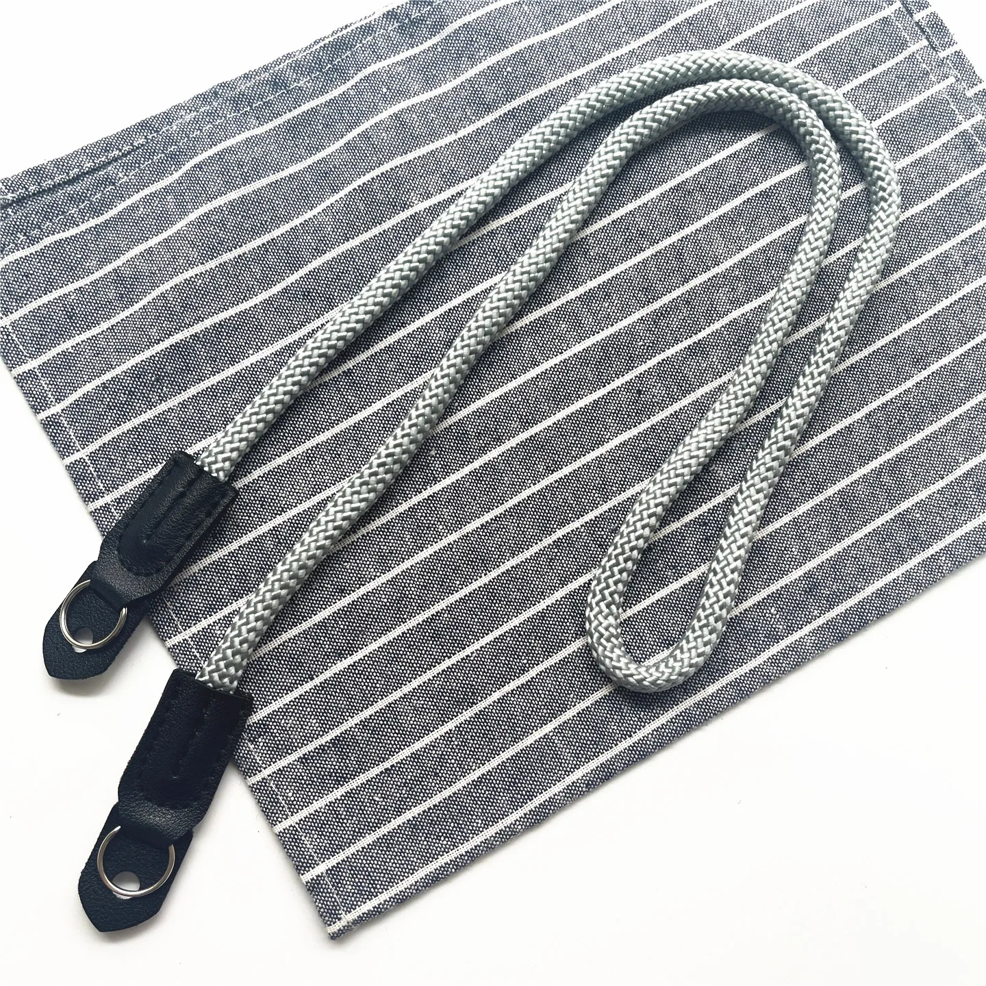 Premium Retro Camera Shoulder Strap - Elegant Round Lanyard Design