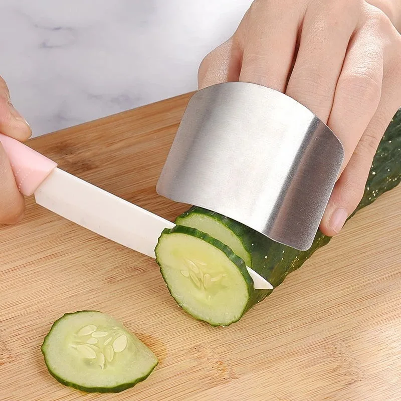 Stainless Steel Adjustable Finger Guard Meat Vegetable Cutting Thumb Protector Safety Cutter Hand Guard Tools Kitchen Gadget For Finger Protector Finger Guard