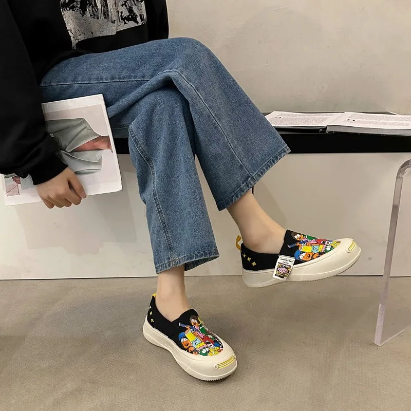 Women Platform Vulcanized Shoes 2023 New Woman Thick Sole Canvas Loafers Fashion Graffiti Sneakers Outdoor Flats Sports Shoes