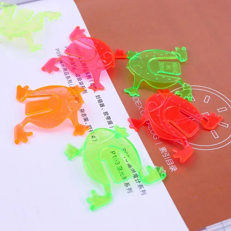 Description Picture 4 of itemJumping Frogs Party Favors for Boys and Girls, 10/20 Pack of 4.3x4.3cm Toys for Piñatas and Goodie Bags