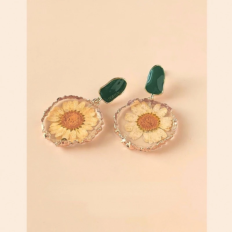 

Сияющие U-образные серьги-подвески с высушенными цветами маргаритками для женщин, модные ювелирные изделия в подарок