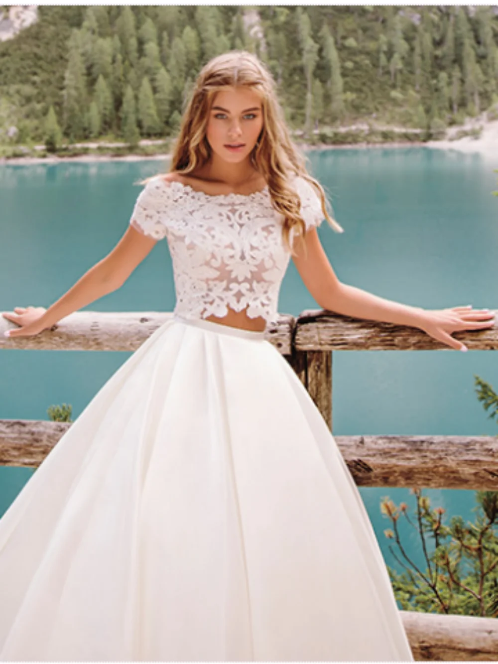 Рисунок 2 - Простое платье невесты с круглым