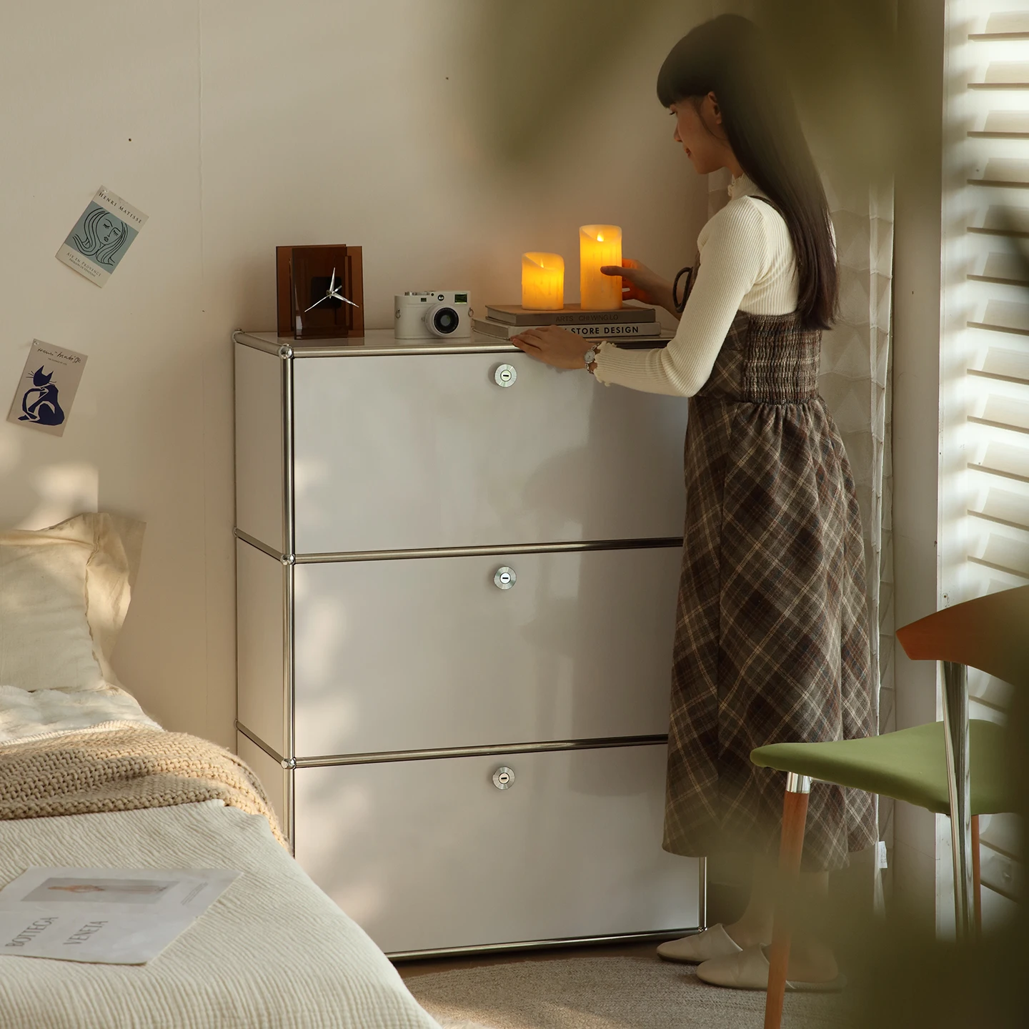 Single cabinet B10