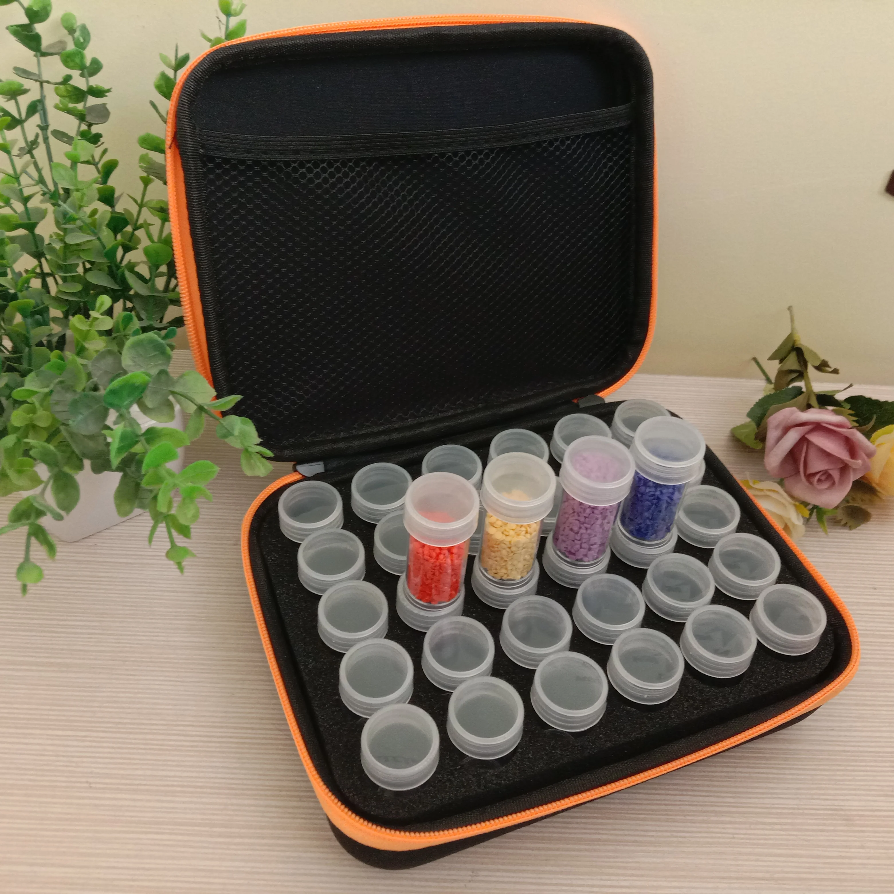 

Diamond Painting Bottles 5D Cross Stitch Embroidery Accessories Tools Holder Storage Box Carry Case Container Hand Bag