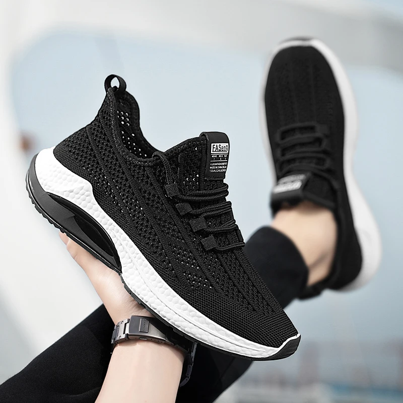 2024 Lightweight Men Casual Shoes Breathable Slip on Male Casual Sneakers Anti-slip Men's Flats Outdoor Walking Shoes Size 39-44