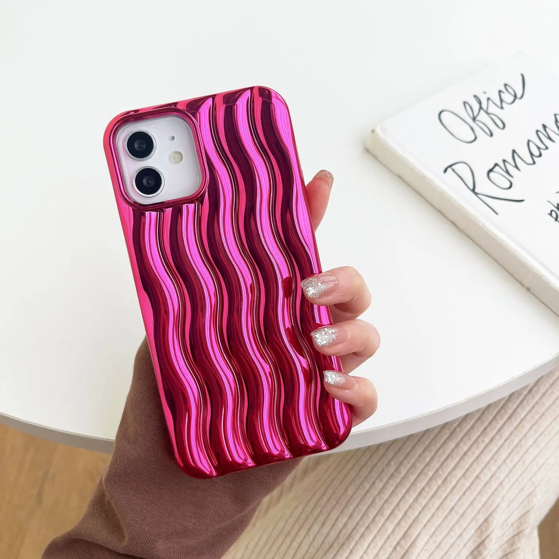 

New Fashion Electroplated Three-dimensional Wavy Pattern Phone Case Suitable for Iphone 14 13 12 11 Pro Max Plus