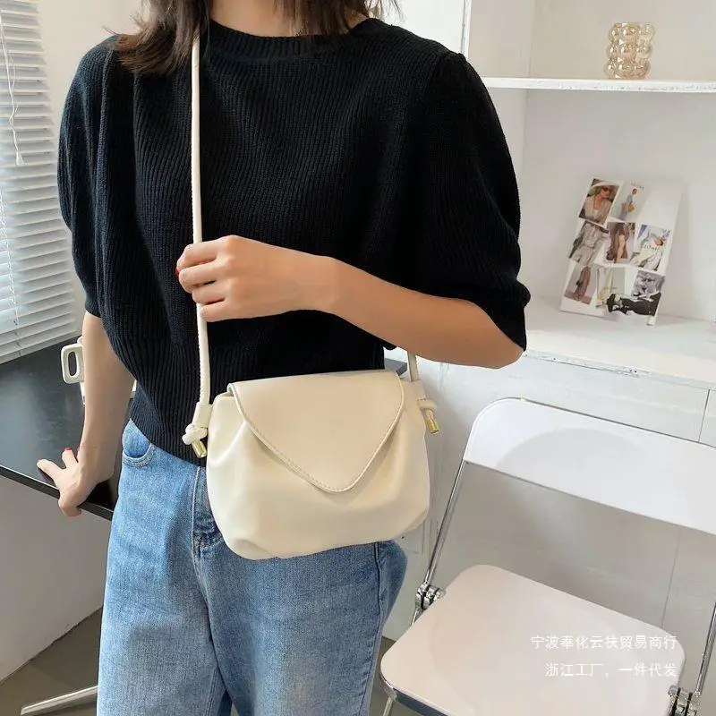 

2023 New Fashion Summer Autumn Soft Leather PU Bag Single Shoulder Crossbody Small Women Bags Green White Khaki Black 21*14*8cm
