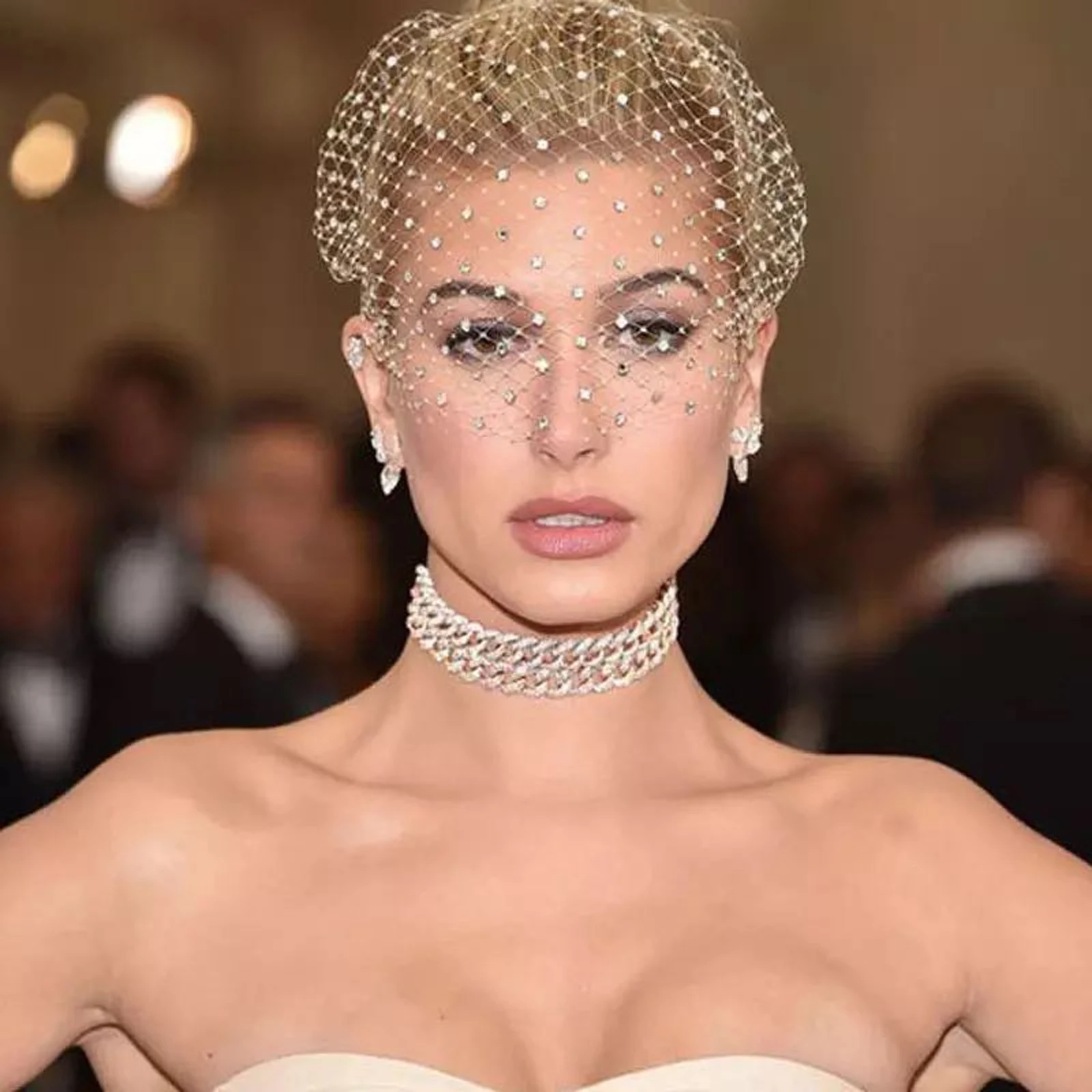 Short Wedding Veil Bridal Simple Detachable Blusher Veil Russian Tulle Cage Rhinestones Beaded Wedding Bridal Accessories VA06 bridal veil