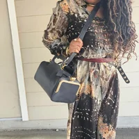Sac à main de luxe rétro à clip, sac à main de créateur de luxe avec cadre, sac bandoulière grande capacité à fermeture éclair, sac boîte tendance pour femme 5