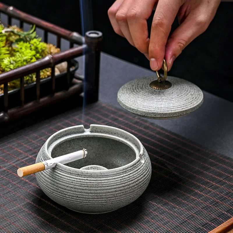 Coarse Ceramic Ashtray with Lid Anti Fly Ash Storage Box Creative Funnel Cigar Ashtray Living Room Decorative Ceramic