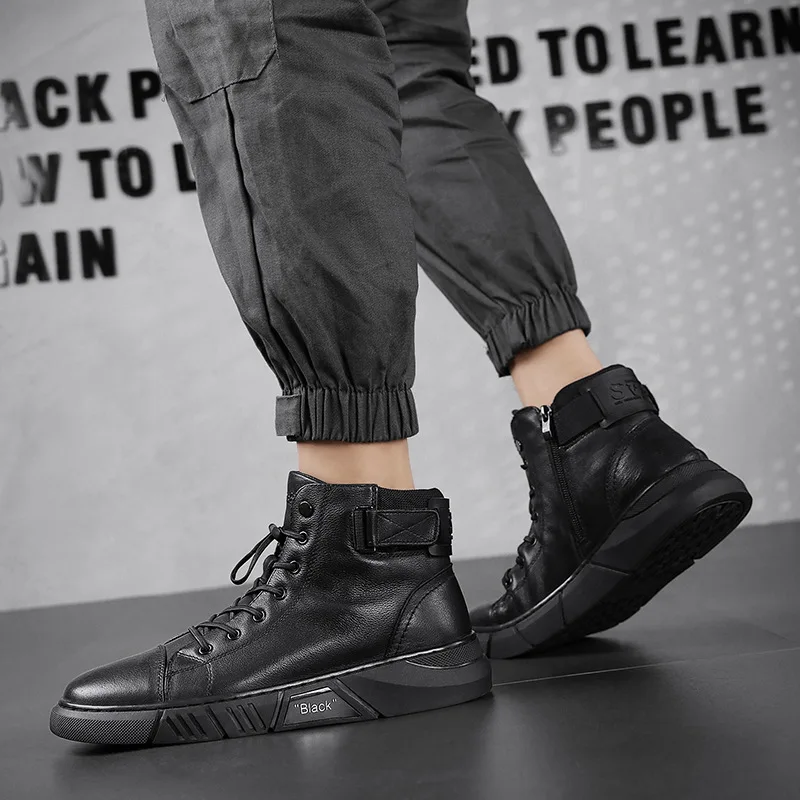 Men Sneakers Outdoor Boots Chelsea Boots Men Leather Boots Sneakers Casual Shoes for Men Pu Leather Boots Comfortable Flat Soled High Top Mid Lace Up Fashion Male Footwear Winter New