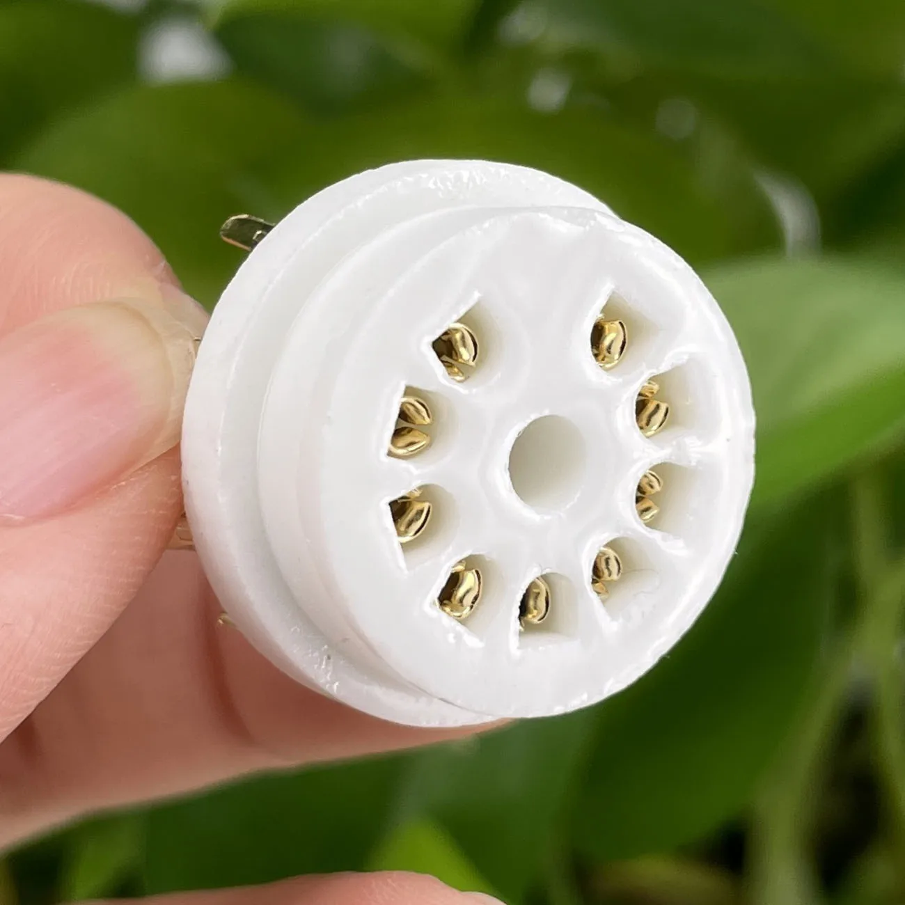 10PCS 9pin B9A Ceramic Tube Socket Gold Plated For ECC83 6DJ8 12AX7 7199 6922 EL84 5670 12au7 Tube AMP PCB Mount
