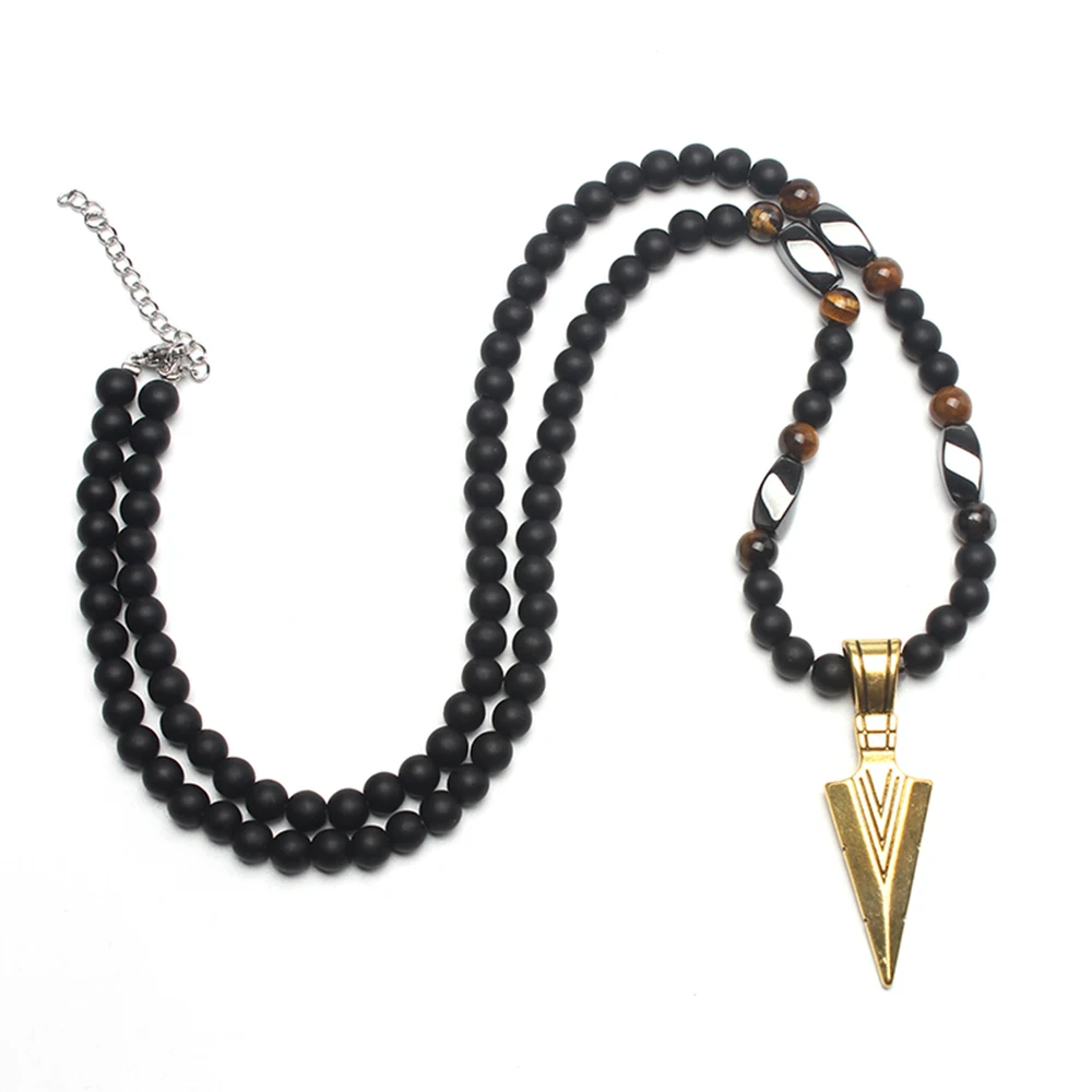 שרשרת חרוזים שחורים עם תליון חץ לגברים