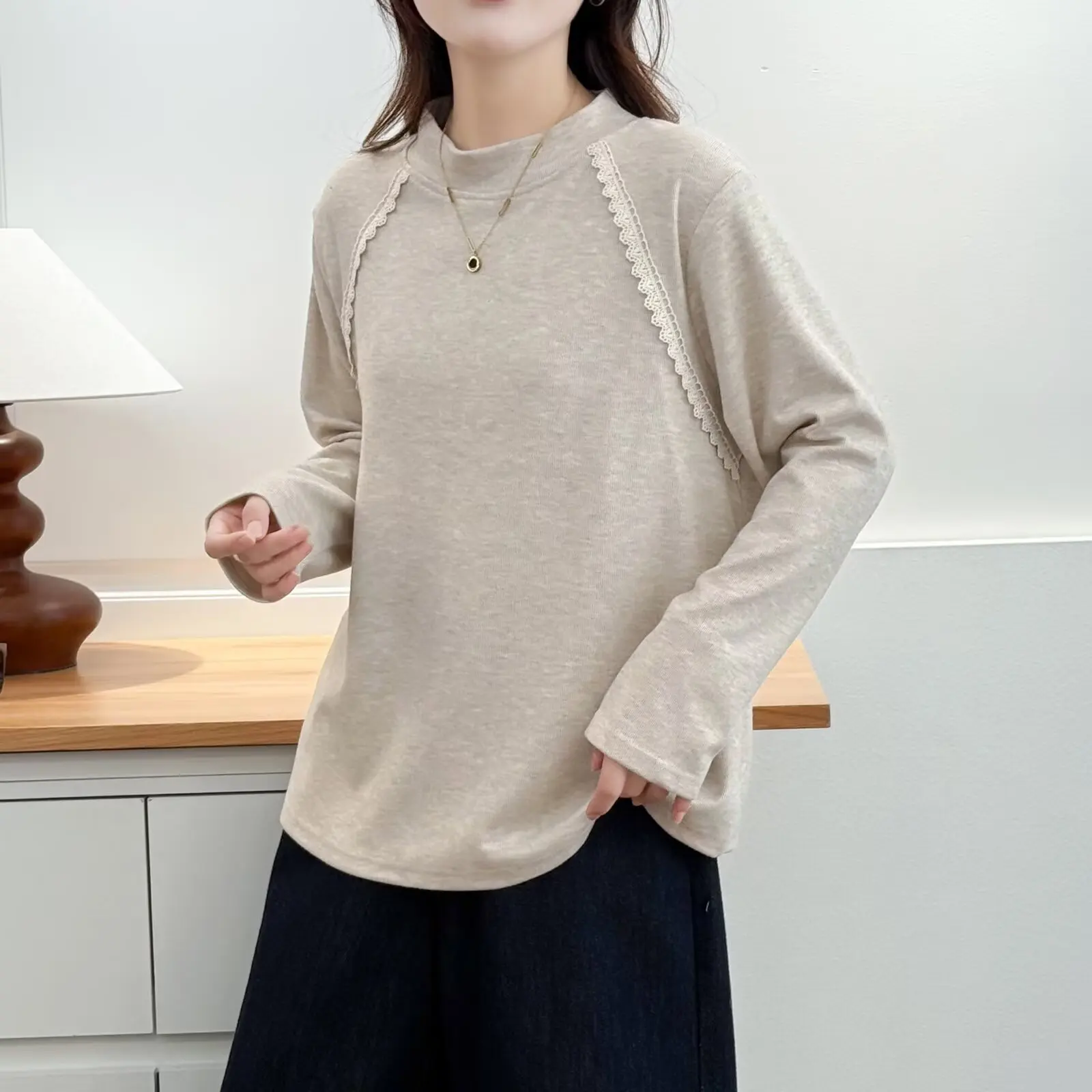 XXXXL Fashion Plus Size Women's T-Shirt Inner L2025 autumn/winter Warm Lace Patchwork round-neck Long Sleeved Tops 2549