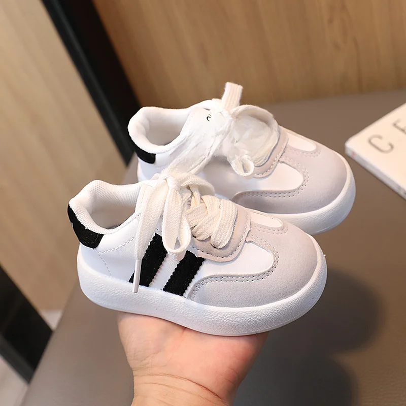 thumbnail image 1 of Zapatos deportivos para niños, zapatos informales de otoño, zapatillas de deporte a la moda para niñas y niños, suela suave, patín de moda de corte bajo, 1 of 4