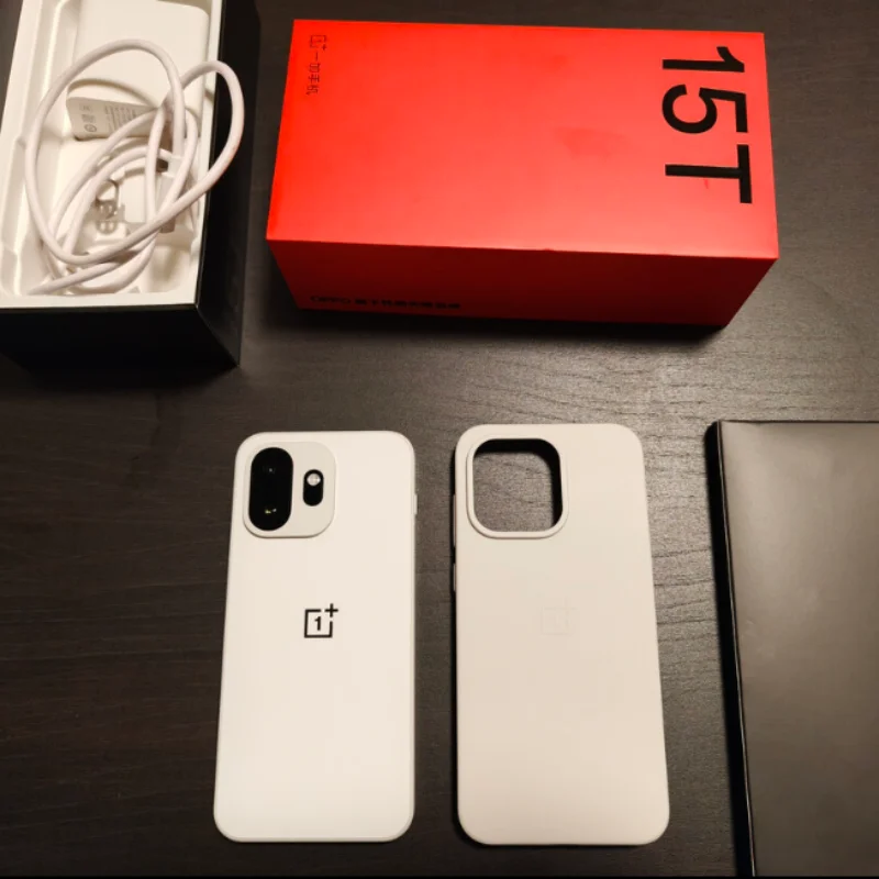 OnePlus 15T Unlocked Network Snapdragon 8 Elite Gen 5 Screen 6.32 Inch AMOLED 165HZ Battery 7500mAh 100W Supercharge 50MP OIS