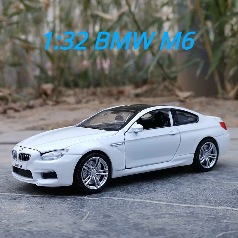 BMW M6 Coupe Alpine White ミニカー BMW Dealer Order 1/18 M6
