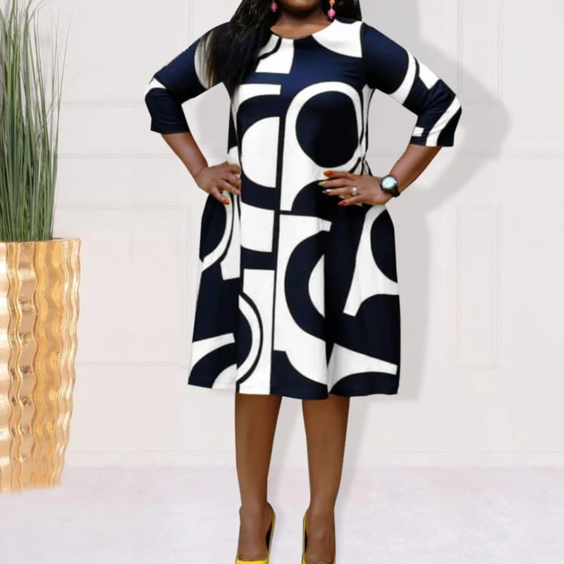 Plus Size Geometric Print Fashion O-Neck Patchwork Pockets Three Quarter Sleeve Knee-Length Dress Spring Autumn Female Clothing