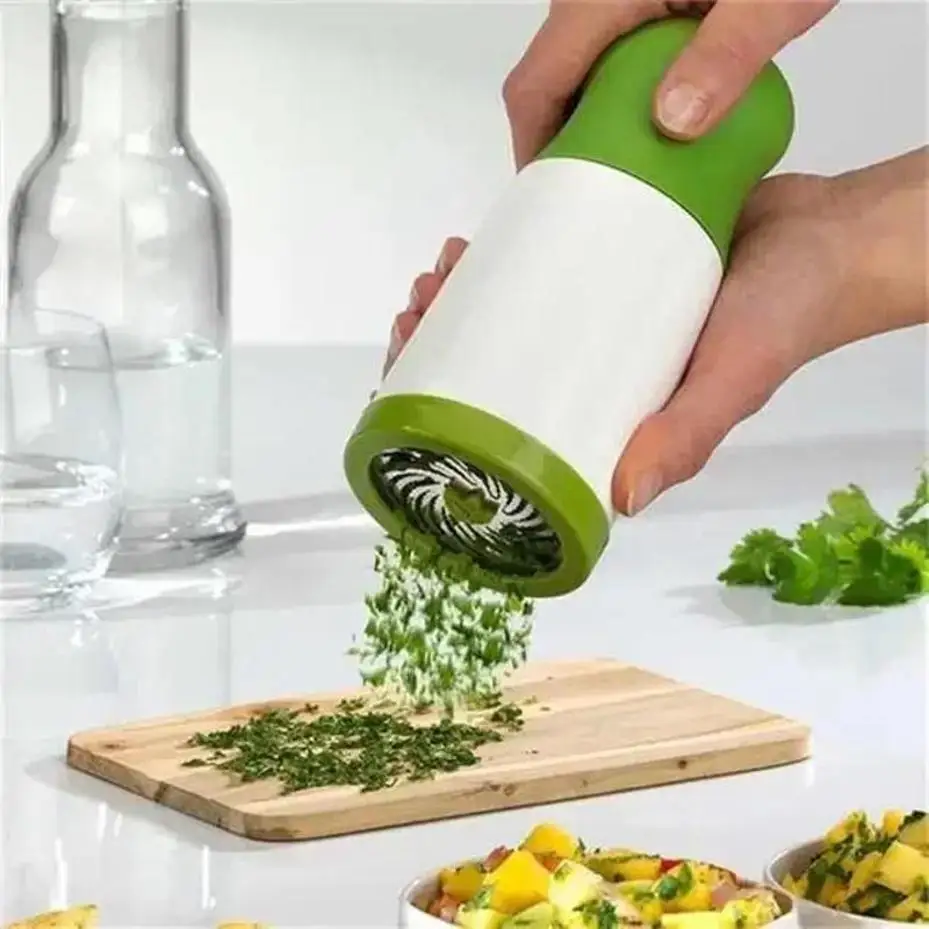 1 Pcs Kitchen Cilantro Chopper, Cilantro Leaf Slicer, Italian Pasta Specific Cilantro Chopper
