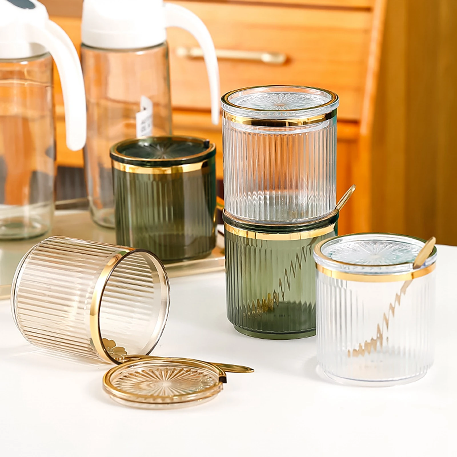 3/4pcs Spice Bottle with Lids Save Space Easy Clean Seasoning Bottle Set Salt Seasoning Organizer Kitchen Condiment Container