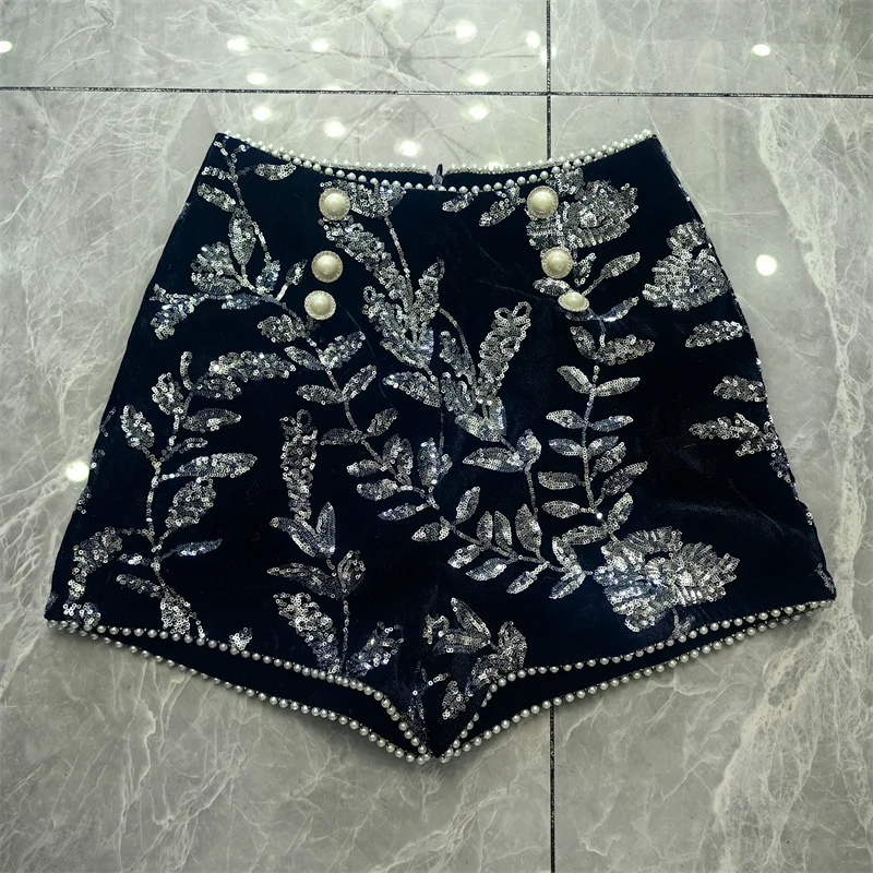 Autumn Winter New Gorgeous Bead Flake Flower Embroidered Velvet Shorts Women's Fashion Chic Pearl Edge Black Shorts Boots Female