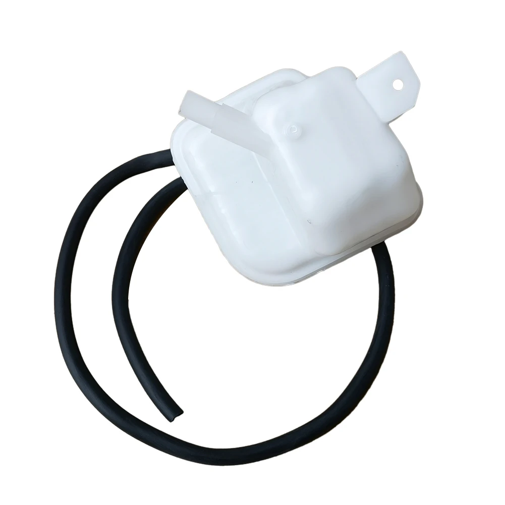 

Reliable Coolant Expansion Reservoir Tank for Nissan Qashqai J10 2007 2014 Replace Your Old Unit with Confidence!