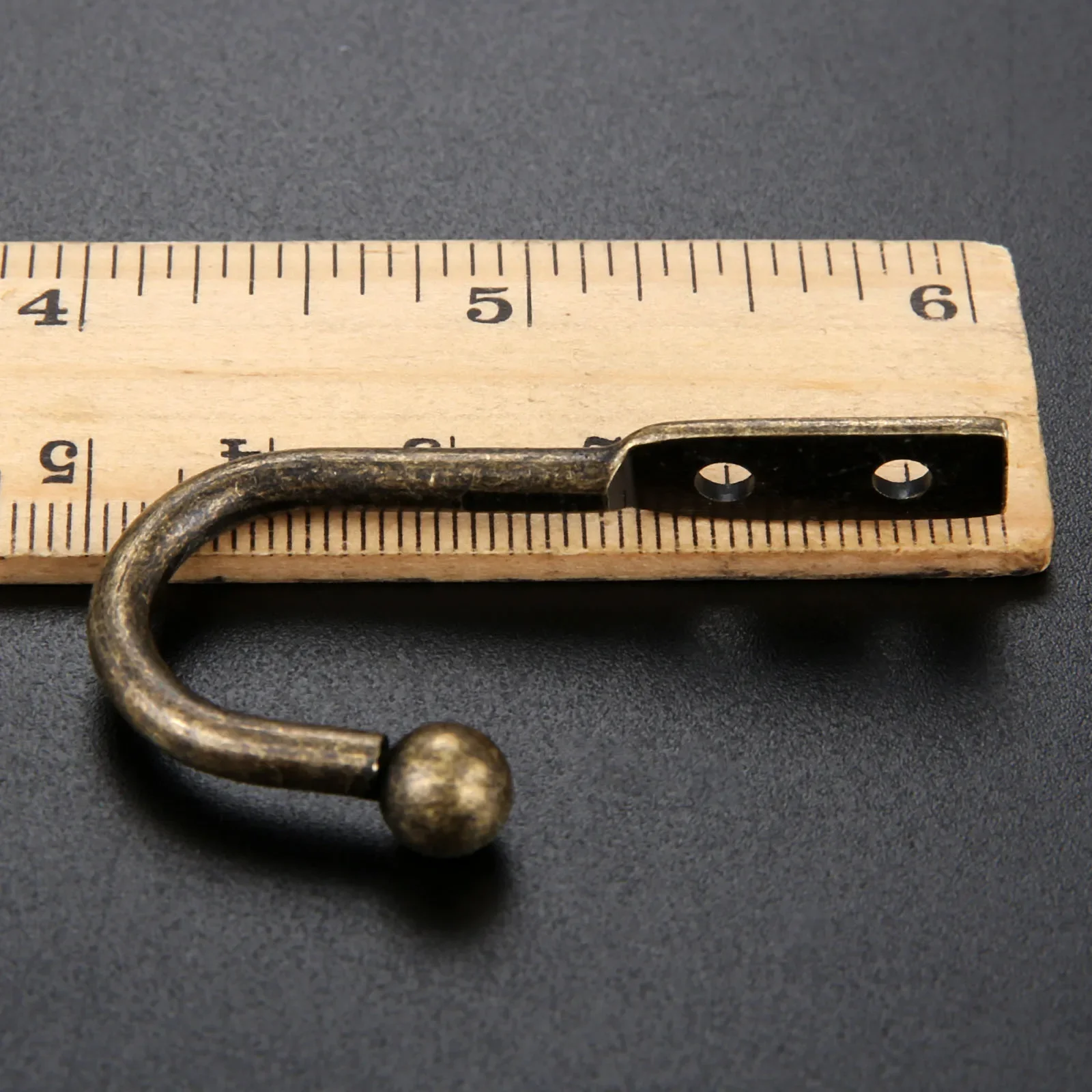 Рисунок 5 - 50*23 мм настенные крючки из цинкового