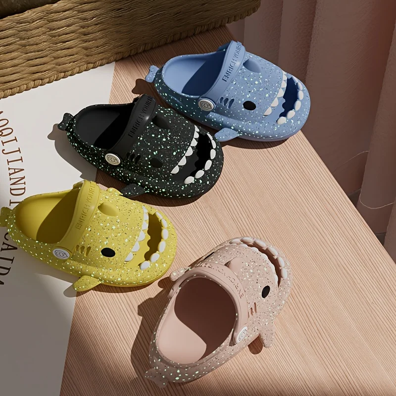 Kids' Shark Luminous Sandals Slip-On Waterproof Breathable Lightweight Non-Slip Casual Shoes for Boys and Girls Strap Slippers