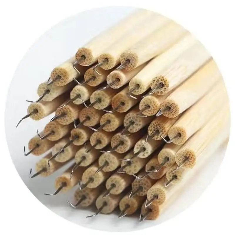 Рисунок 5 - Крючок для парика с деревянной ручкой