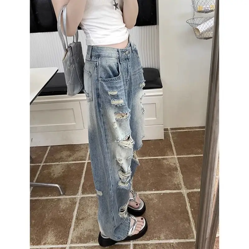 2024 New Women's Summer Retro Color Block Design with High Waist and Slim Slim Floor Tear Out Jeans