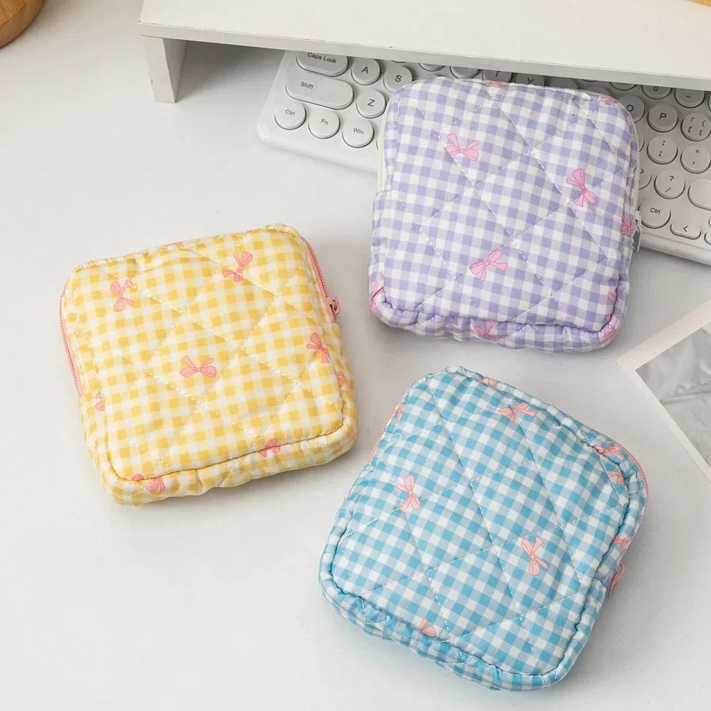 Cute Bow Women Mini Cosmetic Bag Sanitary Napkins Storage Bag Portable Tampon Holder Case Mini Makeup Lipstick Storage Bag Pouch 3