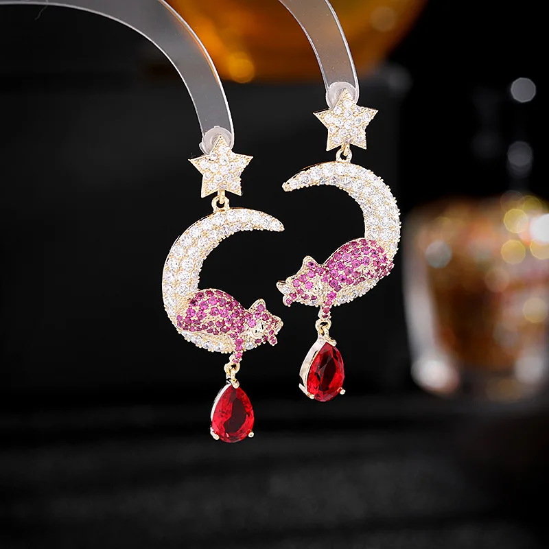 

Sweet Cute Moon Cat Dangle Earrings for Women Top Quality New Fashion Water Drop Earings Luxury Brand Jewelery for Wedding
