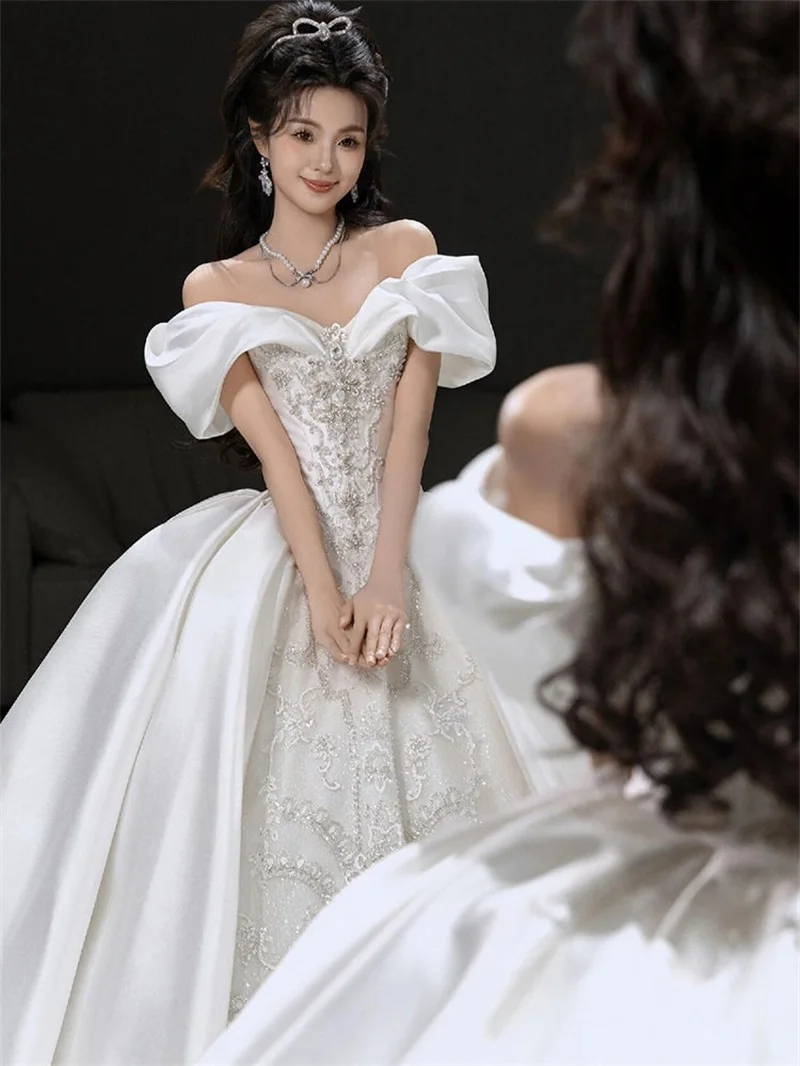 Luxury Ball Gown Wedding Dress Sexy Off Shoulder Short Sleeves