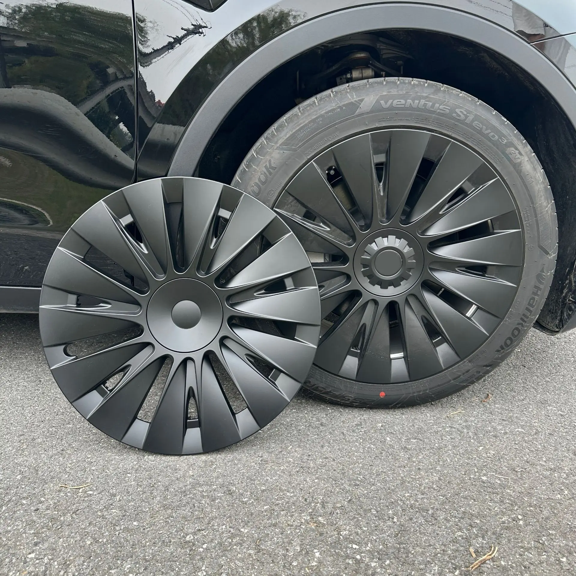 Wheel Hub Covers 4PCS For TESLA Model Y 19 Inches Full Coverage Blade