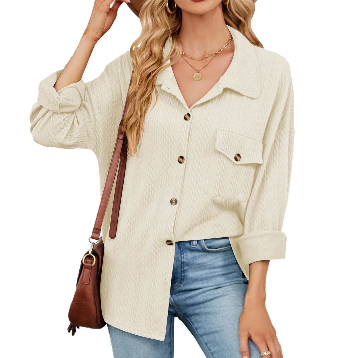 Рисунок 3 - Женское трикотажное пальто с V-образным вырезом