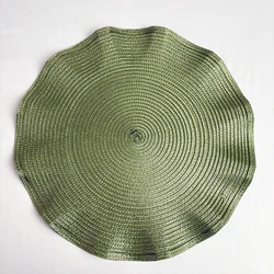Set of 6 Heat-Resistant Woven Round Placemats with Corrugated Edges (Olive green)