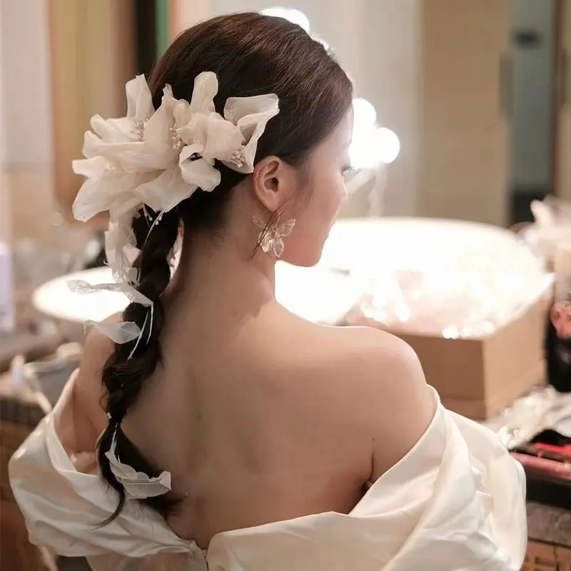 Elegant Bridal Headwear for Wedding Ceremonies Beige Flower Hairpiece with Crepe Hair Flower hair accessories bridal hair accessories