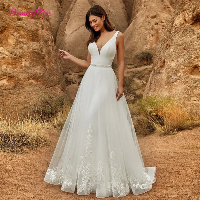 2 In 1 Wedding Jumpsuit With Detachable Skirt Two Pieces Bridal Dresses Pants Suit For Women Lace Tulle V-Neck Sweep Train Gowns 2