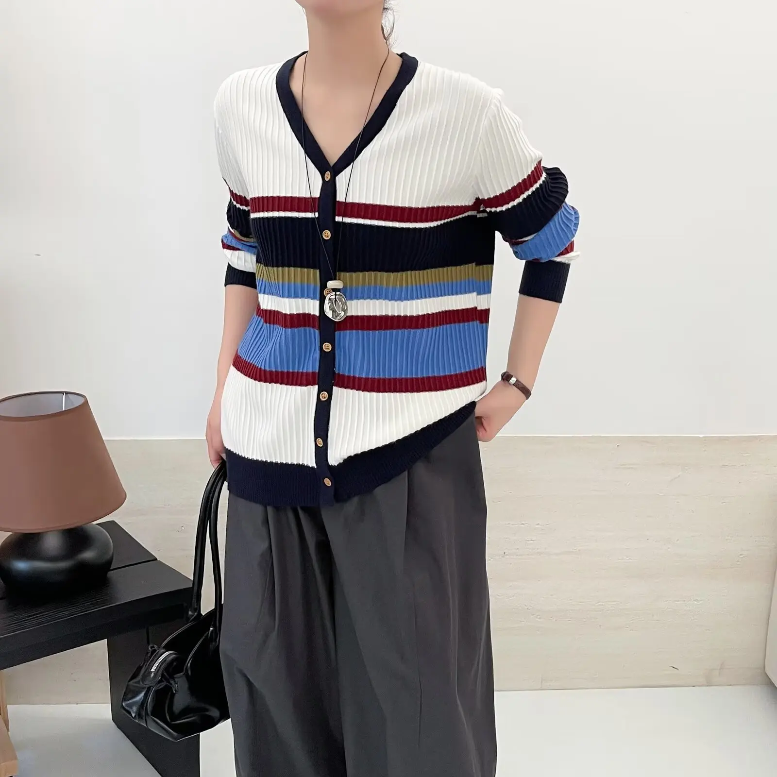 Fashion Plus Size Women's Cardigan Sweater Autumn New Style Elegant And Casual V-neck Two Color Striped Knitted Jumpers 2560