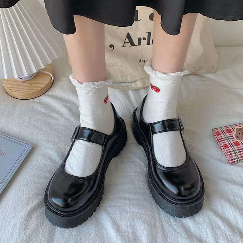 Introducir 107+ imagen cute mary jane shoes Abzlocal.mx