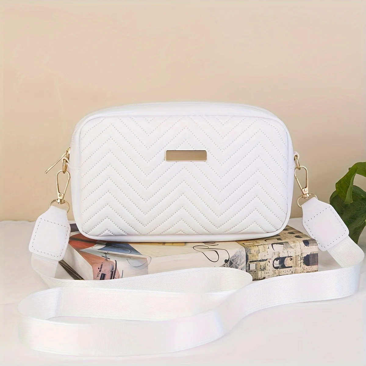 ショルダーバッグ・ポシェット MERY BUBBLE SQUARE SHOULDER BAG (WHITE) Leather Bag, Shoulder Bag, White Handbag, Small Handbag