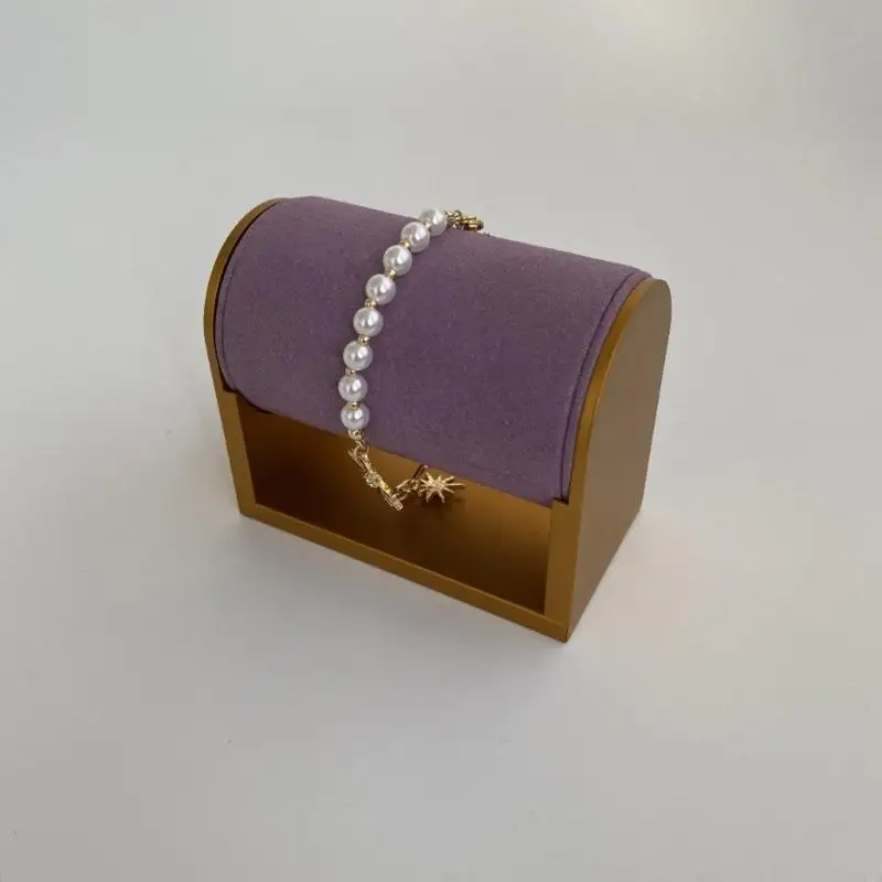 Fashionable Sturdy Metal Display Stand Portable Accessory for Multiple Watches and Bracelets Practical for Retail Use