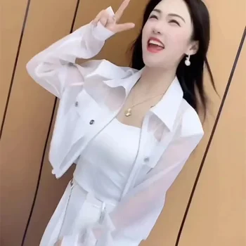 Abbigliamento per la protezione solare Estate da donna Nuova moda Leggero Lusso Sottile Traspirante Cerniera Casual Joker Cappotto corto Manica lunga