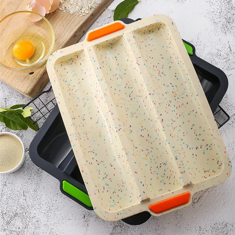 3 Cavity Baguette Baking Tray Non-Stick Silicone Cake Mold Bread Mould Oven Pan Easy Demoulding Baking Dish DIY Kitchen Supplies