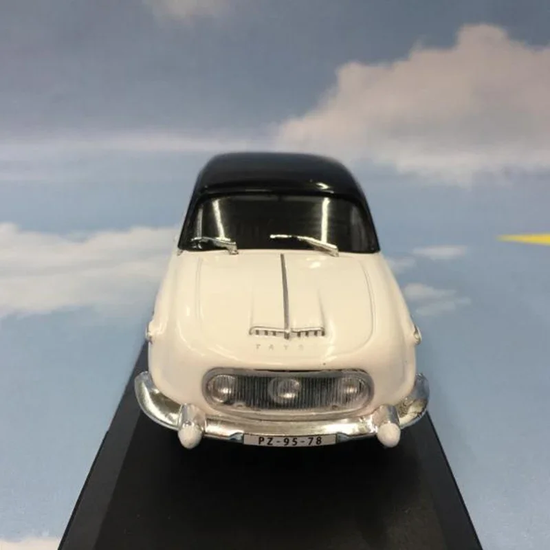 1:43 czech republic tatra 603高級車シミュレーション合金クラシック