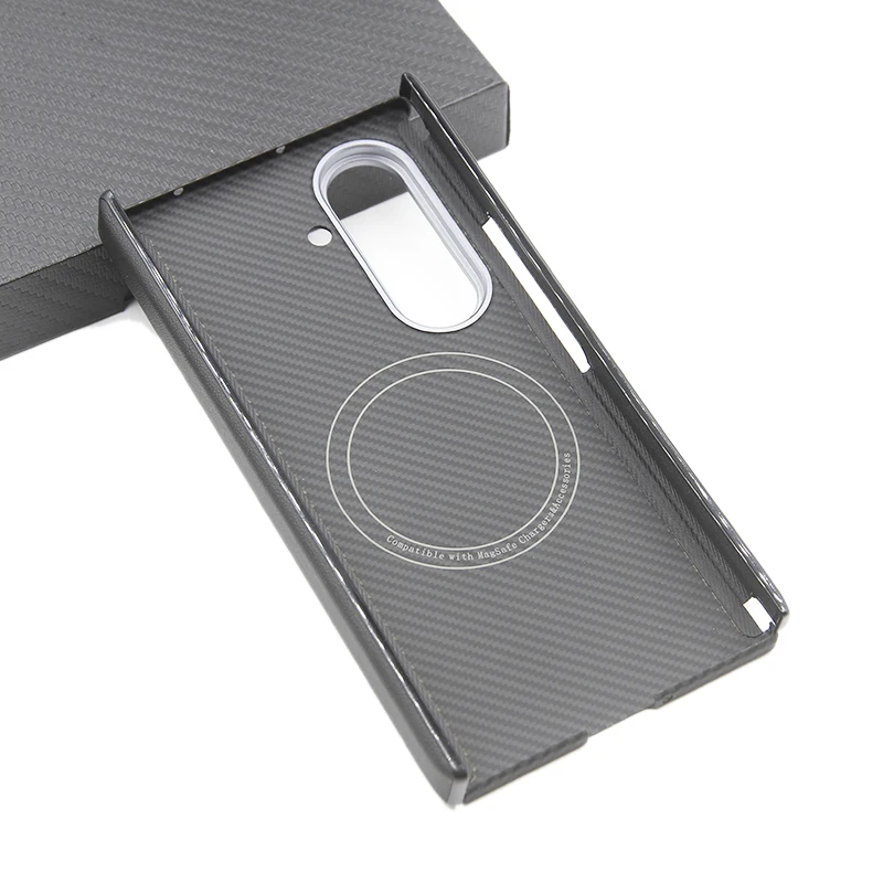 Premium Aramid Fiber Magnetic Car Mount Case - True Fiber Design