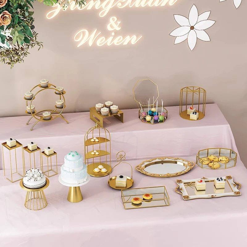Gold Cake Stand Sugar Bunnies Candy Bar Biscuit Cake Stand Design Chocolates Cooking Aesthetic Torten Deko Home Products