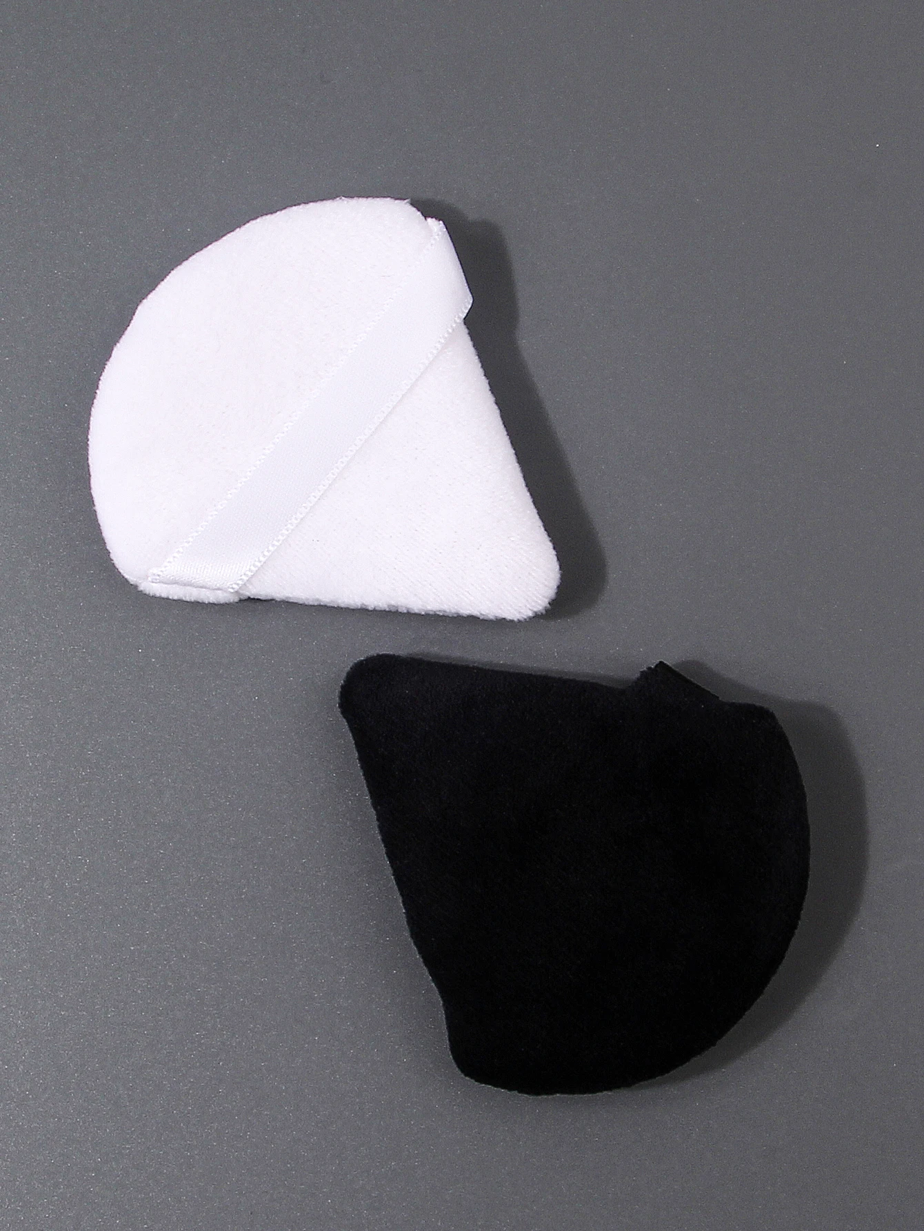 2PCS Triangle Makeup Sponge -Ultra-Soft & Washable -Wet or Dry, Perfect for Loose Powder, Foundation 4